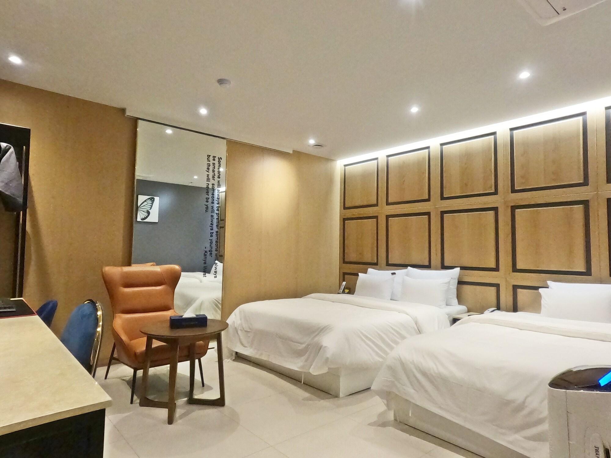 Millennium Hotel Kōyō Extérieur photo